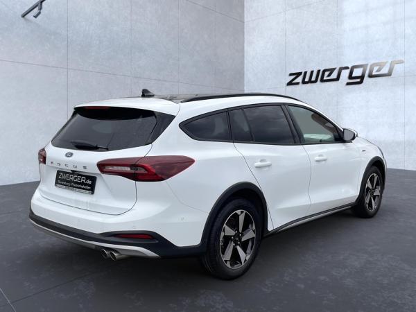 Ford Focus Turnier Active X Pano iACC Navi Kamera LED P