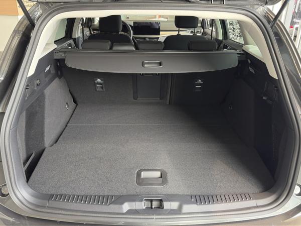 Ford Focus Turnier Titanium X iACC B&O Kamera Navi LED