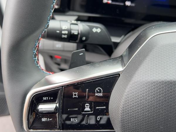 Renault Rafale E-TECH HYPRID 200 ESPRIT ALPINE UPE:56.00