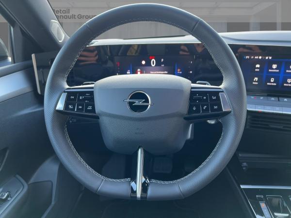 Opel Astra 1.2 Turbo Edition