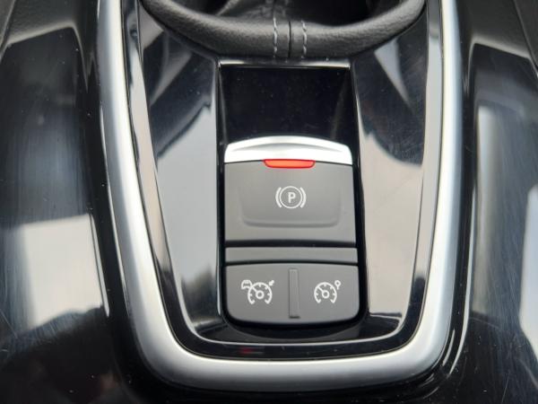 Renault Koleos TECHNO TCe 160 EDC SELBSTPARKEND