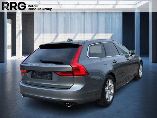 Volvo V90 D4 Momentum SHZ PDC LED LEDER