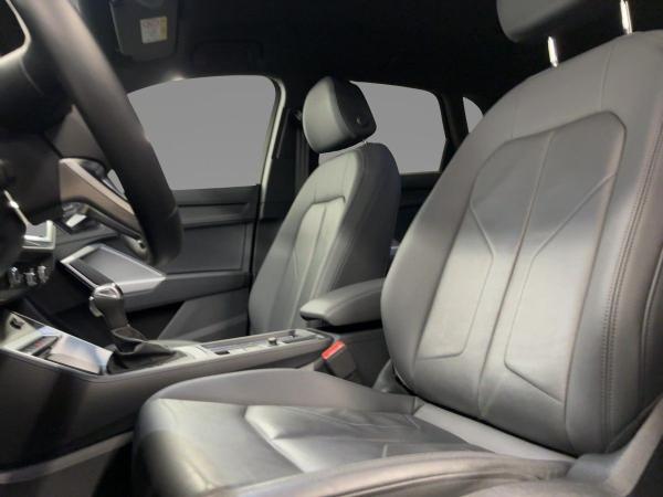 Audi Q3 S line 35 TDI S tr. LED RFK NAVI VIRTUAL