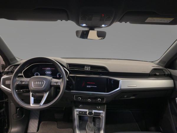 Audi Q3 S line 35 TDI S tr. LED RFK NAVI VIRTUAL