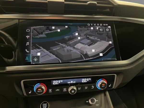 Audi Q3 S line 35 TDI S tr. LED RFK NAVI VIRTUAL