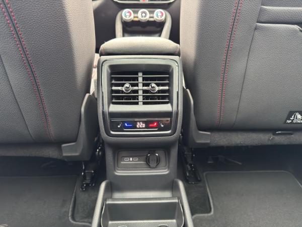 Skoda Kodiaq II 2.0 TSI DSG 4x4 RS mit AHZV Neu eingetroffen