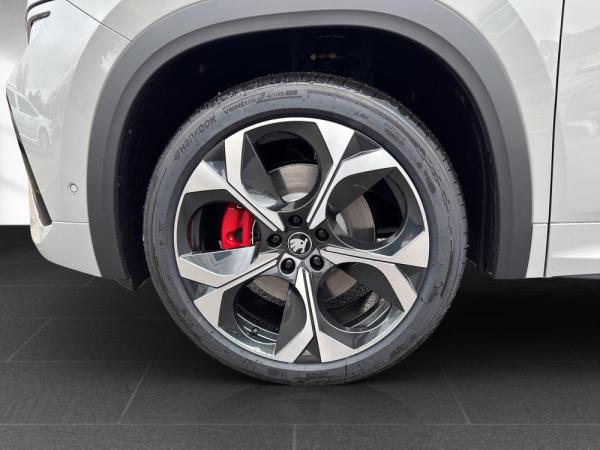 Skoda Kodiaq II 2.0 TSI DSG 4x4 RS mit AHZV Neu eingetroffen