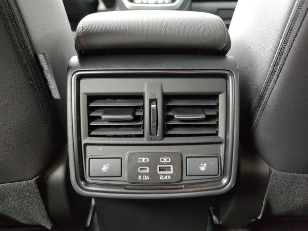 Subaru Forester 2.0ie e-BOXER Platinum NAVI WiFi TOUCH