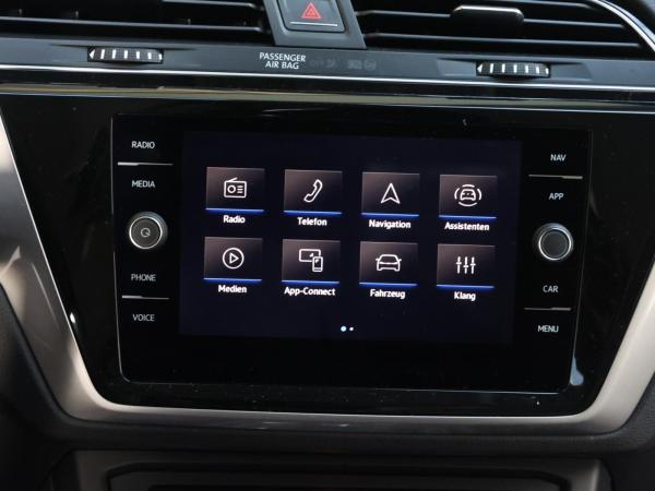 Volkswagen Touran 2.0TDI +TAXI+7-SITZER+4SEASON+3,99