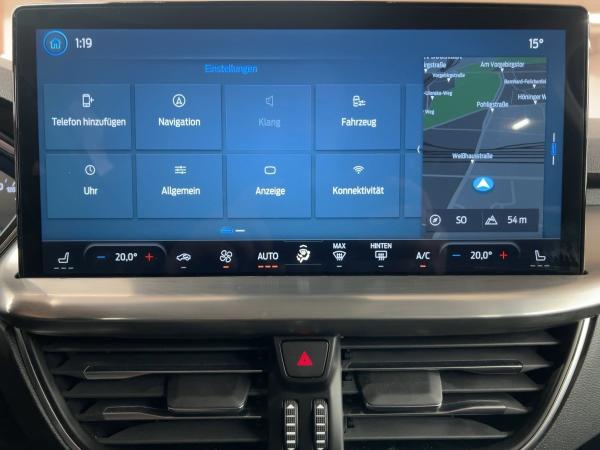 Ford Focus TITANIUM EcoBoost 125 Ford Focus TITANIUM EcoBoost 125