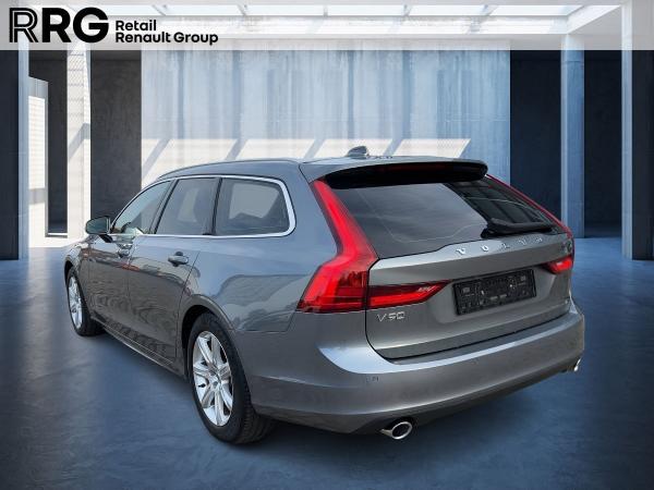 Volvo V90 D4 Momentum SHZ PDC LED LEDER