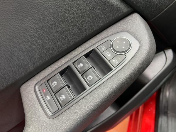 Renault Clio EVOLUTION LPG TCe 100 8 FACH BEREIFT