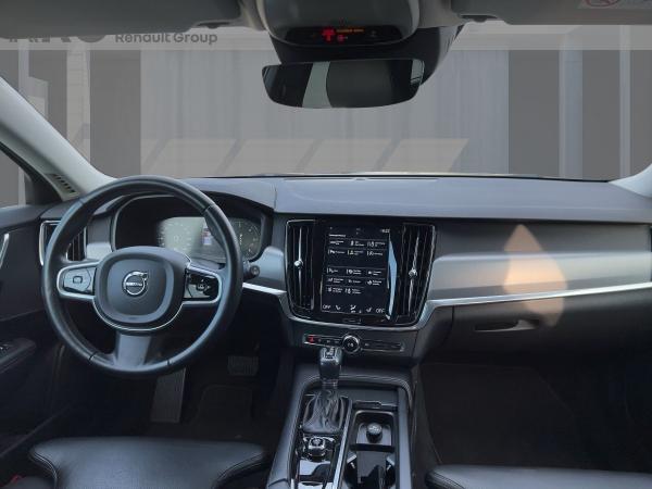 Volvo V90 D4 Momentum SHZ PDC LED LEDER