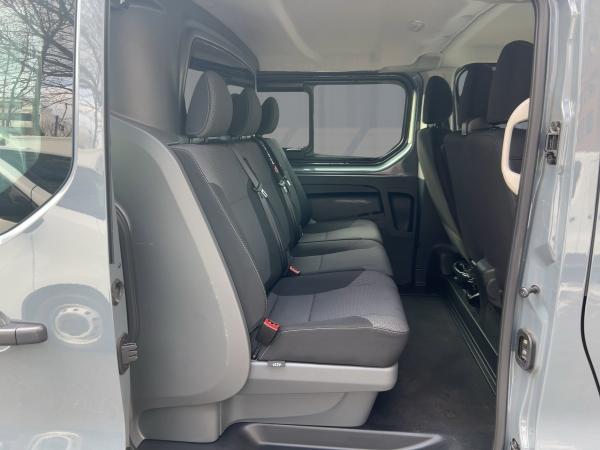 Renault Trafic dCi 120 L1H1 Doka 6-Sitze Klima