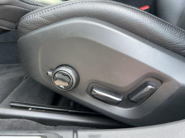 Volvo V90 D4 Momentum SHZ PDC LED LEDER