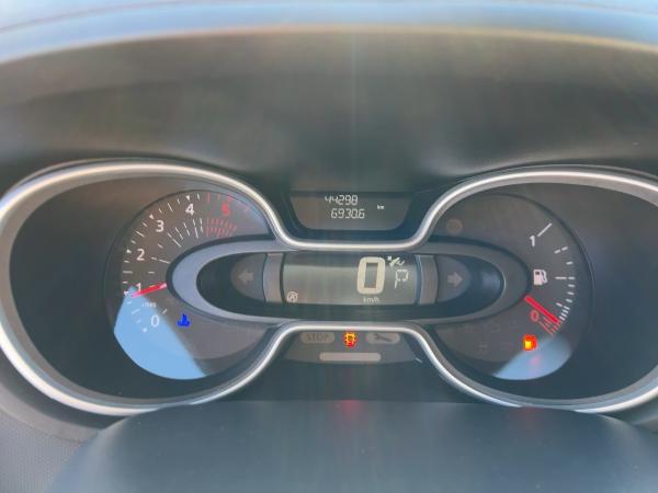 Renault Trafic dCi 145 L1H1 DoKa 6-Sitze Kamera Navi