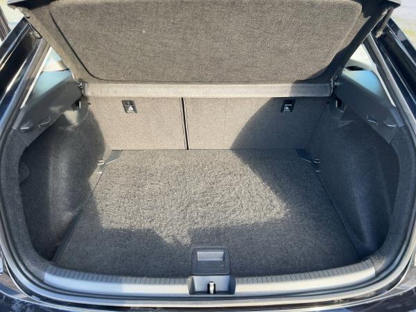 Volkswagen Taigo 1.0 TSI Life LED Sitzhzg Navi Allwetter