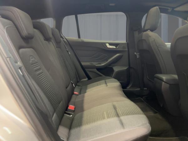 Ford Focus 1.0 EcoBoost Mild-Hybrid Active X S/S