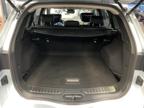 Renault Koleos INITIALE PARIS 4WD 2.0 DCI 185 CVT UPE:53