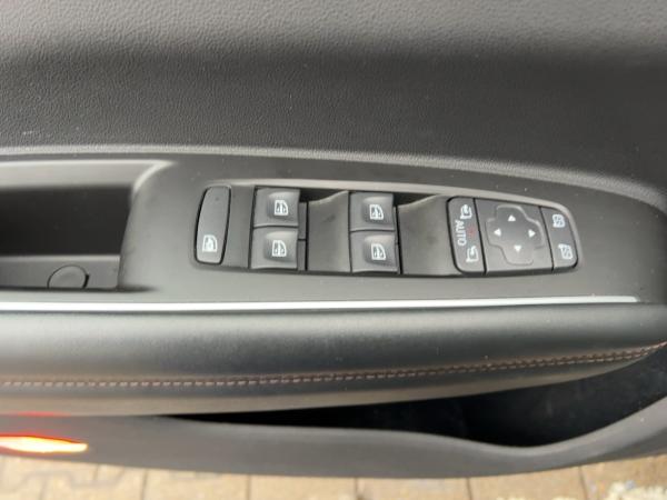 Renault Koleos 1.3 TCE 160 INITIALE PARIS