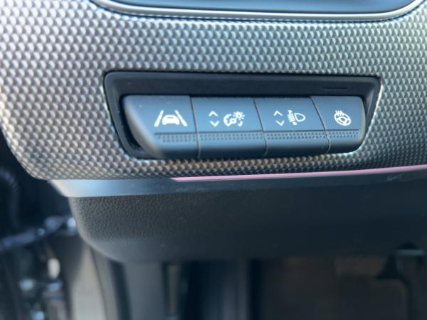 Renault Arkana 1.3 TCE 140 INTENS AUTOMATIK Renault Arkana 1.3 TCE 140 INTENS AUTOMATIK