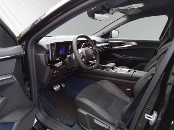 Renault Rafale Esprit Alpine E-Tech Plug-in Hybrid 300 4