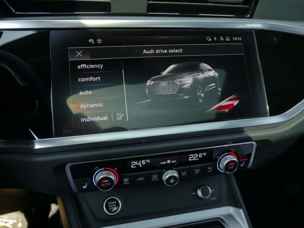 Audi Q3 Sportback 35 TDI S line LED*RFK*ACC*Pano