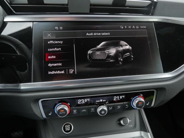 Audi Q3 Sportback 35 TDI S line LED*AHK*RFK*ACC*Sound