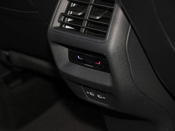 Volkswagen Tiguan Life 1.5eHybrid +AHK+MAX:118KM+