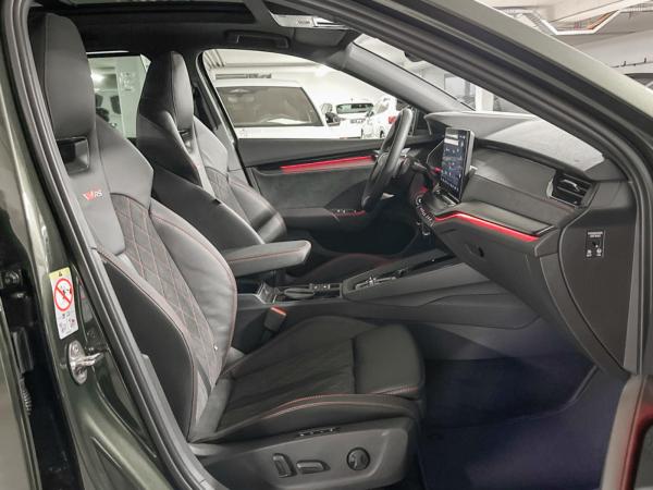 Skoda Octavia Combi RS 2.0 TSI 7-Gang-DSG