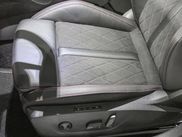 Skoda Octavia Combi RS 2.0 TSI 7-Gang-DSG