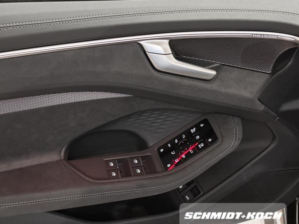 Audi A6 Avant edition one e-hybrid quattro S LED