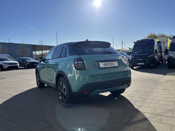 Fiat 600e La Prima inkl. WALLBOX  💚🤍❤️ LED / NAVI / Kamera / Sitzheizung💚🤍❤️