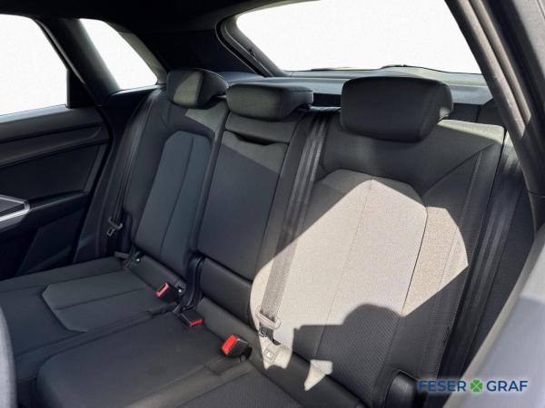 Audi Q3 35 TFSI S tr. advanced NAVI ACC KAMERA
