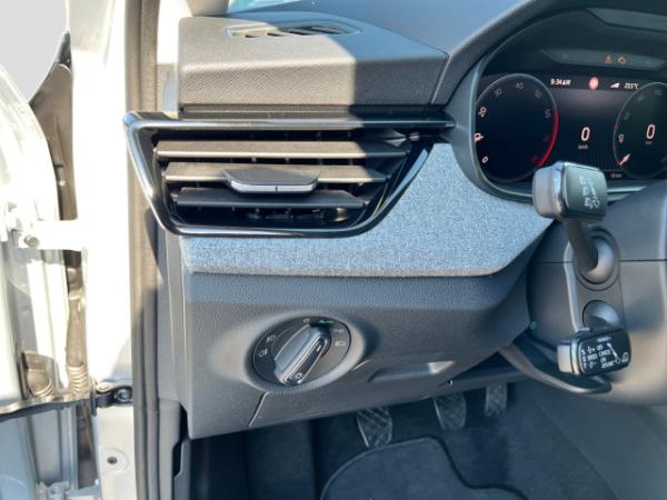 Skoda Kamiq Tour 1.0 TSI 6-Gang Schalter - FESTPREIS - LED SHZ PDCv/h FSE GRA Kessy