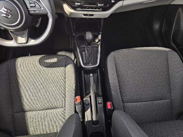 Suzuki Swift CVT Comfort + / Automatik/ Anhängerkupplung/ Sofort verfügbar  in 91522 Ansbach
