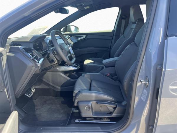 Audi Q4 e-tron Q4 Spb. 45 e-tron qu. - S line - NAVI - AHK