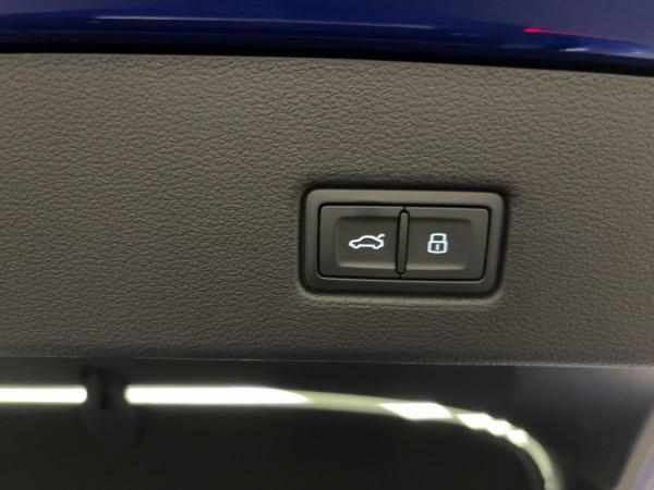 Audi S7 Sportback tiptr. STDHZG HUD NACHTS MATRIX 360