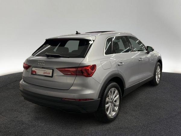 Audi Q3 TFSI e 45 e S tr. PDC LED NAVI VIRTUAL PANO