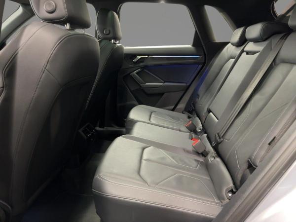 Audi Q3 TFSI e 45 e S tr. PDC LED NAVI VIRTUAL PANO