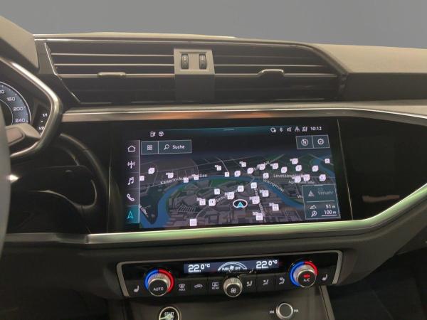 Audi Q3 45 TFSI e S tr. RFK LED NAVI VIRTUAL PANO