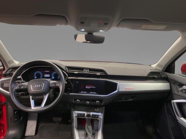 Audi Q3 S line 40 TFSI qu.S tr. STDHZG LED NAVI PDC