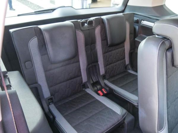 Volkswagen Touran GOAL 1.5 TSI Navi Kamera ACC 7-Sitzer Volkswagen Touran GOAL 1.5 TSI Navi Kamera ACC 7-Sitzer