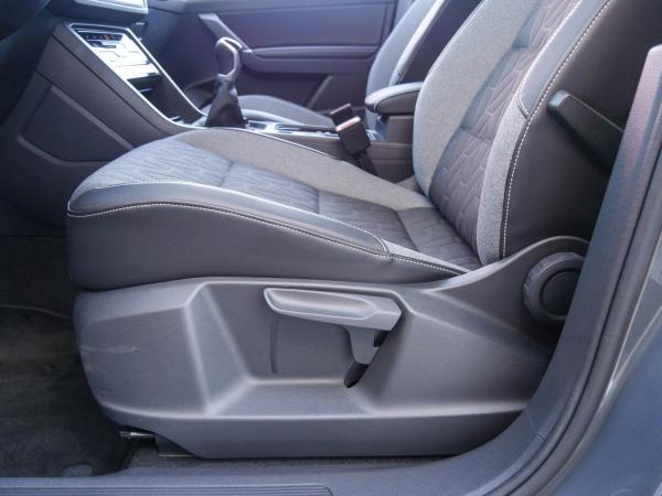 Volkswagen Touran GOAL 1.5 TSI Navi Kamera ACC 7-Sitzer Volkswagen Touran GOAL 1.5 TSI Navi Kamera ACC 7-Sitzer