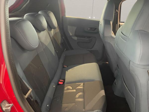 Fiat Grande Panda Elektro 44kWh LaPrima *LED+Sitzheiz