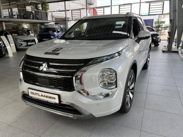 Mitsubishi Outlander 2.4 PHEV 4WD Top