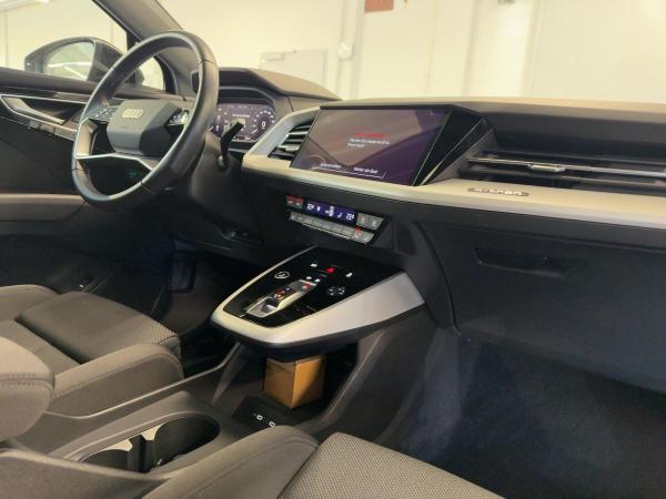 Audi Q4 e-tron Q4 Sportback 35 e-tron Standklima Navi LED