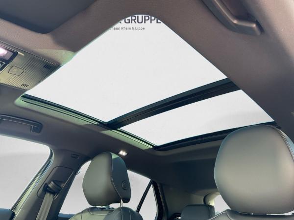 Volkswagen T-Roc R-Line 1.5 eTSI DSG AHK Navi Pano 360°