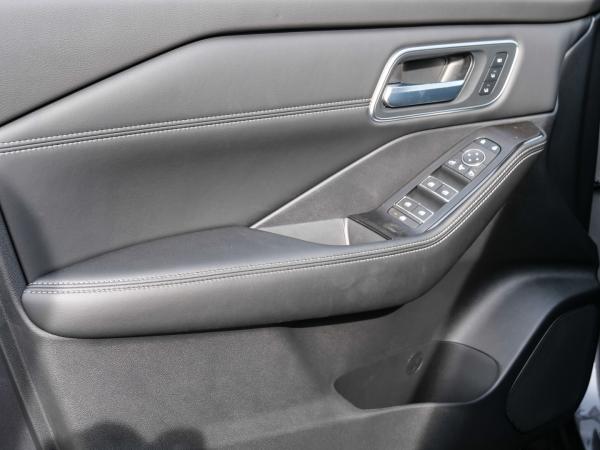 Nissan X-Trail Tekna+ 1.5 VC-T e-POWER e-4ORCE 213PS 4x4 7-Sitzer 20" *sofort verfügbar*