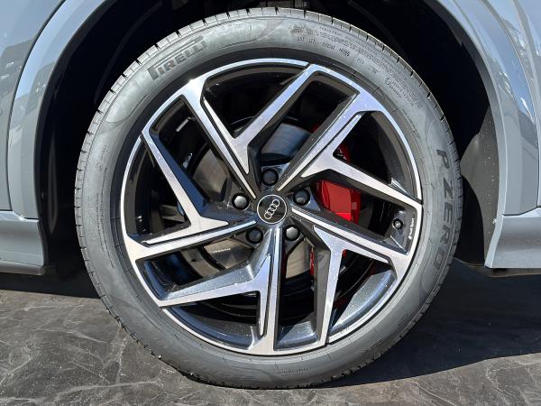 Audi Q6 e-tron performance S-line Business 225 kW 0,25% VERSTEUERUNG + HUD + TECH PLUS + MATRIX + AHK + 21 ZOLL + L